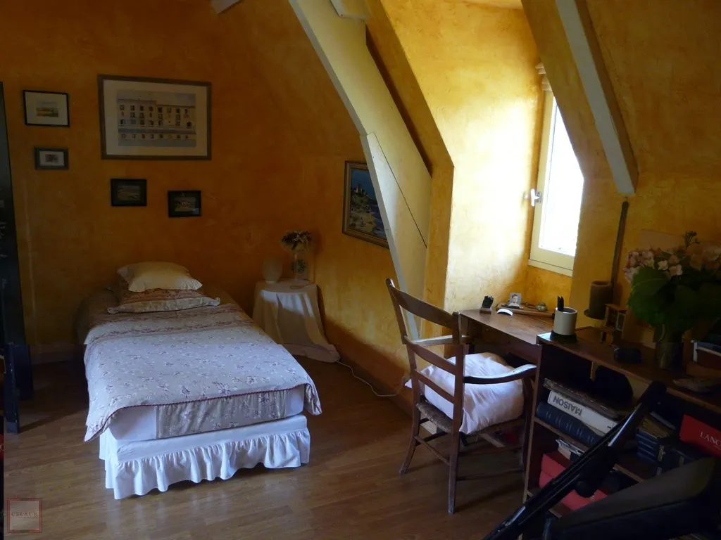 LOVELY COUNTRY HOUSE