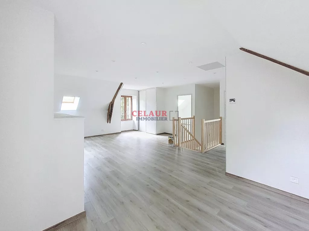 Maison familiale en pierre entièrement rénovée