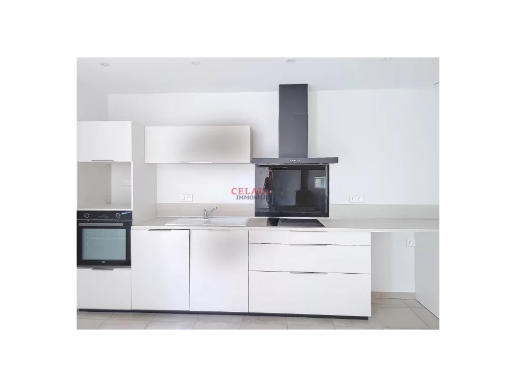 Maison familiale en pierre entièrement rénovée