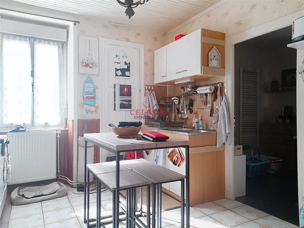 Maison familiale, de caractère, avec jardin