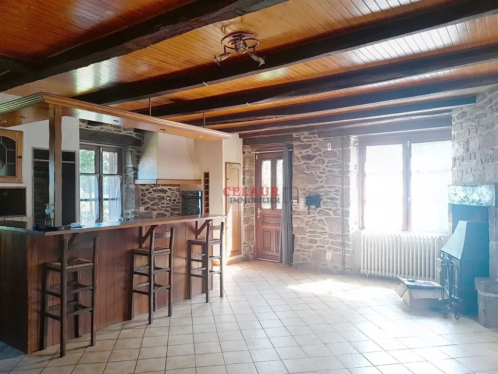 Maison familiale, habitable de suite.