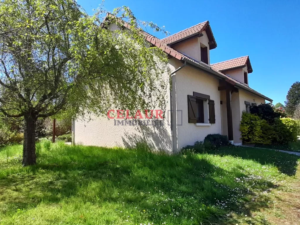 Maison familiale, proche commodités