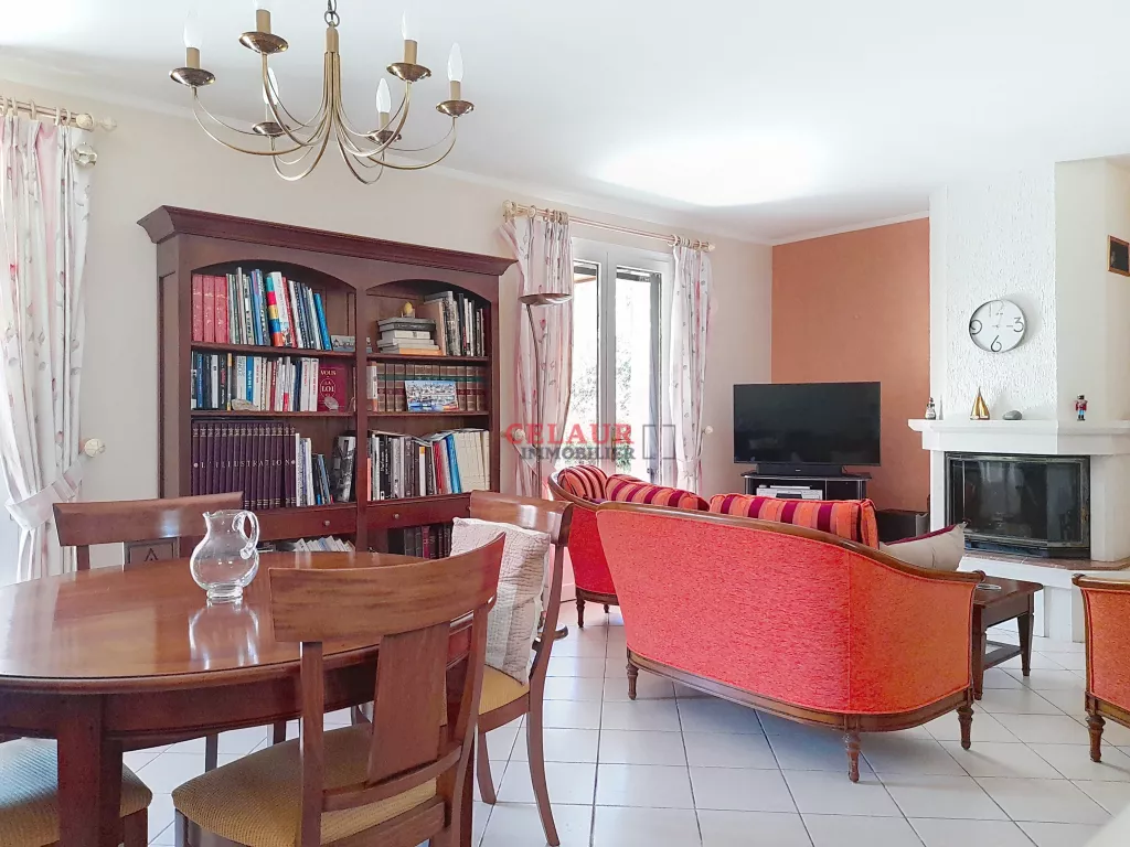 Maison familiale, proche commodités