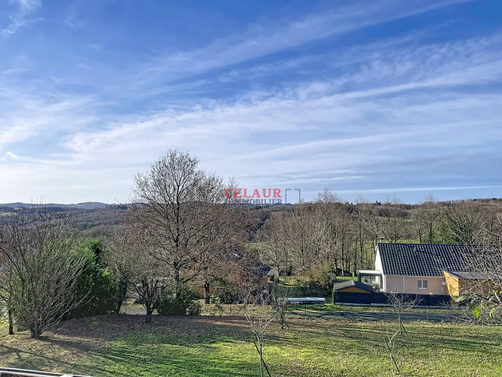 SUPERBE MAISON FAMILIALE DE 187 M&sup2;